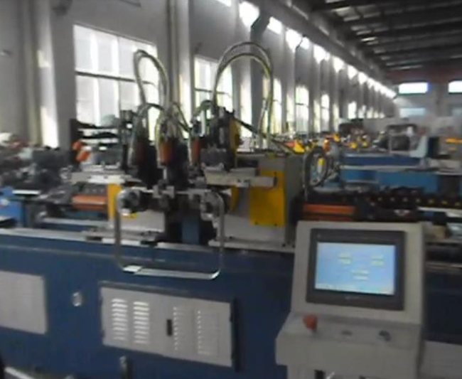 雙頭彎管機(jī)